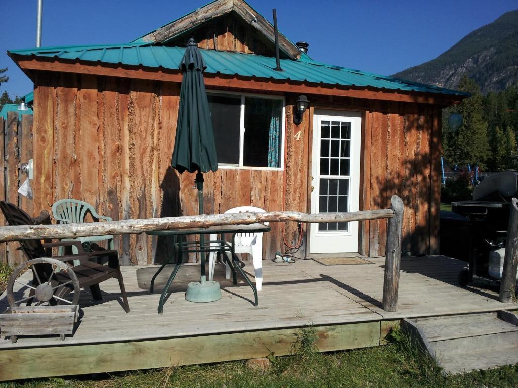 Steamboat Mountain Chalets Hotel Spillimacheen Camera foto